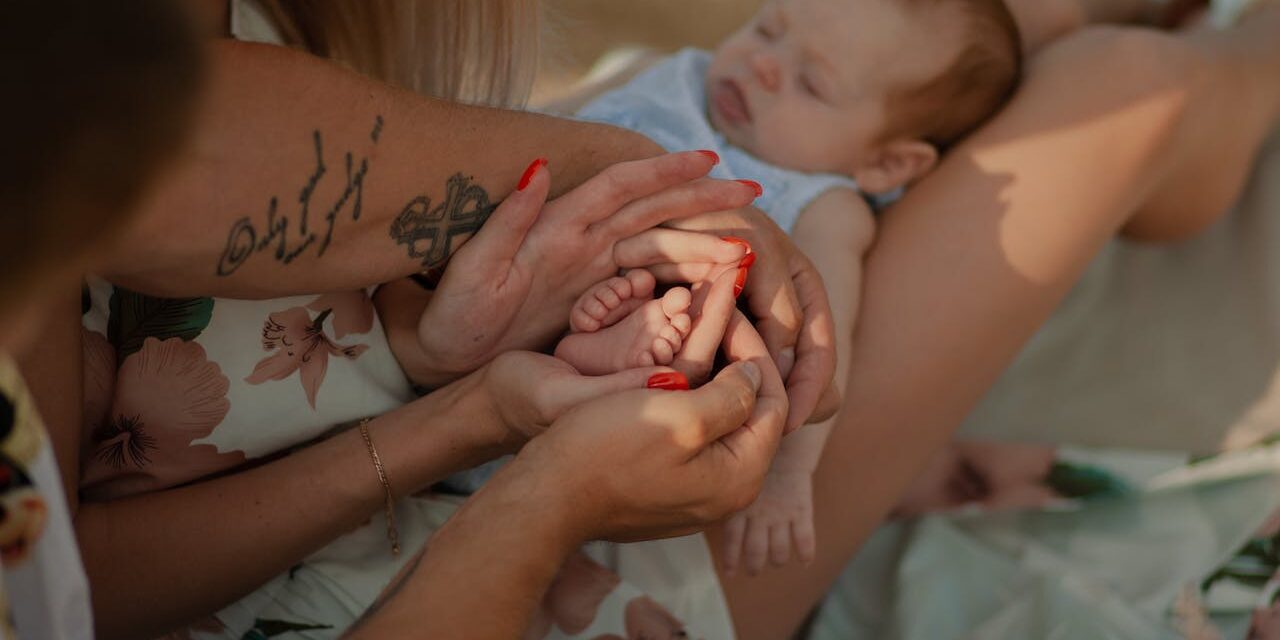 Bébé 0-1 An : Immortalisez Chaque Étape avec un Journal Mensuel Personnalisé