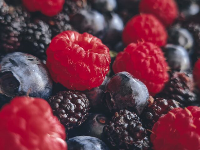 allergie fruits rouges bébé-baby journal