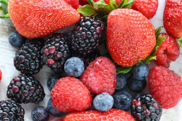 allergie fruits rouges bébé-baby journal
