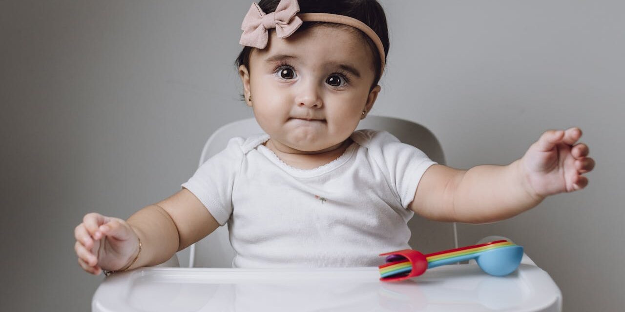 Repas Bébé Budget : Économique + Nutrition Complète + 25 Idées