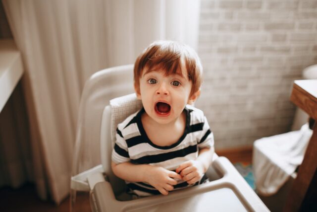 bébé mâche aliments difficulté-baby journal