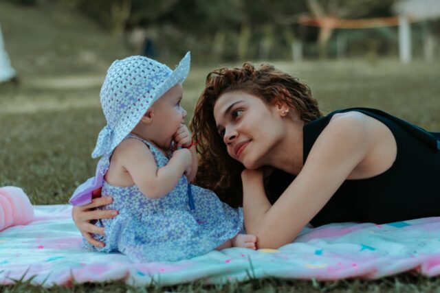 bébé qui ressemble à qui-baby journal