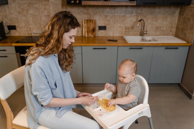 bébé refuses manger aliments-baby journal