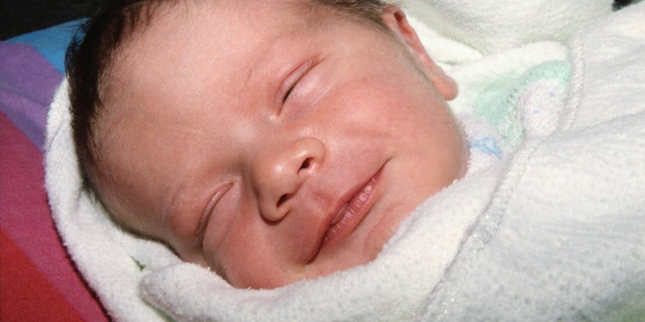 Premier Sourire Bébé : Quand Arrive-t-il et Comment l’Immortaliser ?