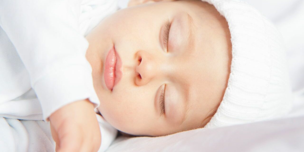 Régression du Sommeil Bébé : Comprendre et Traverser cette Période