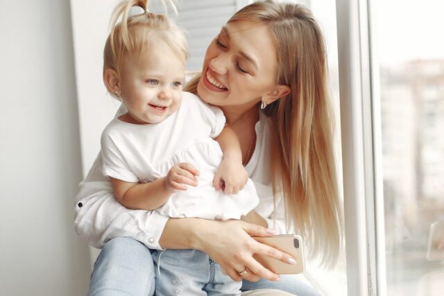 sharenting risques-baby journal