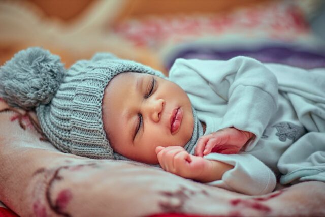 sieste bébé par âge-baby journal