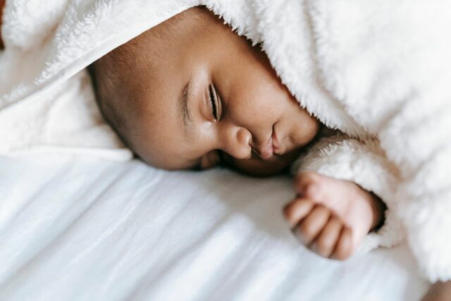 bébé né à l'étranger démarches-baby journal