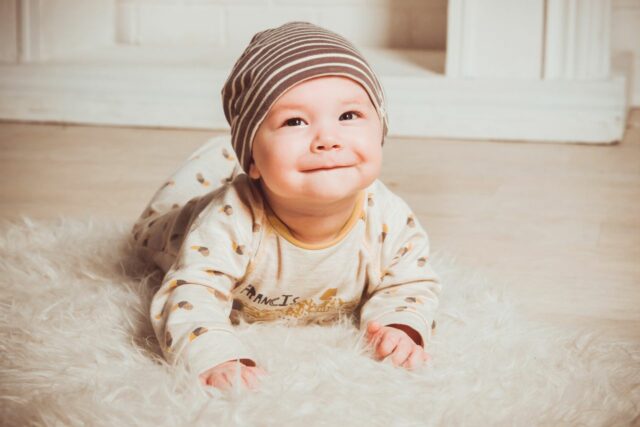 bébé précoce signes HPI-baby journal