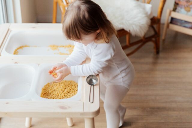 éveil sensoriel bébé activités-baby journal