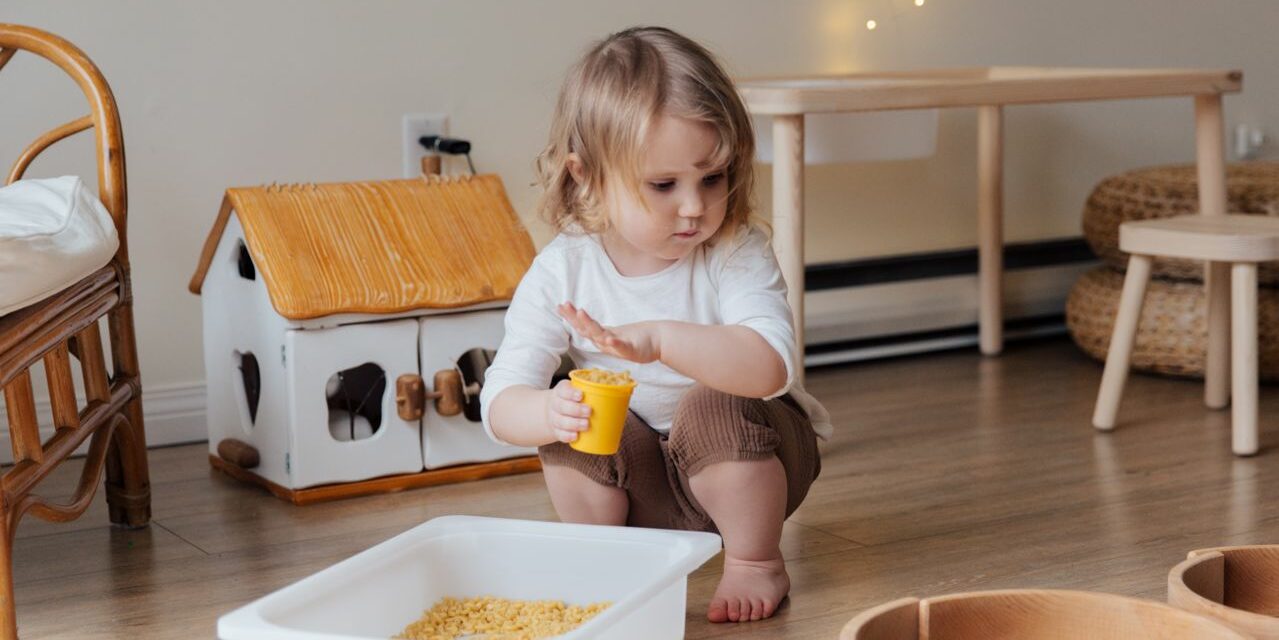Éveil Sensoriel : 15 Activités Simples à Faire à la Maison