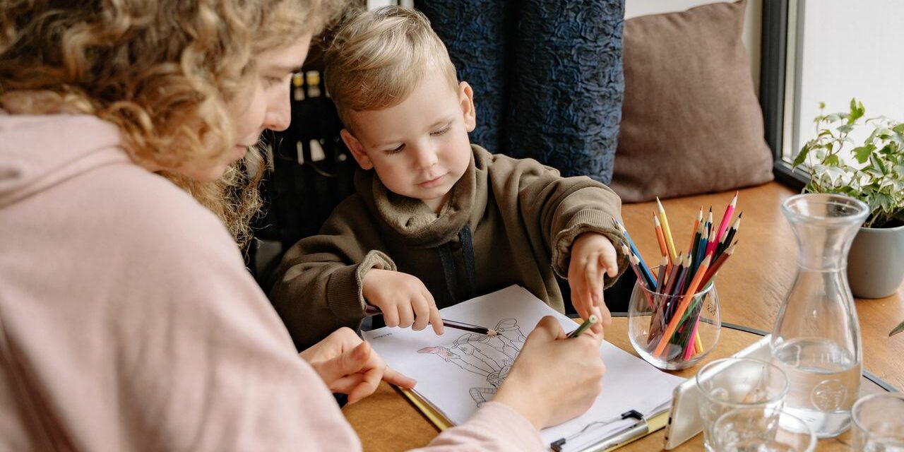 Écrire une Lettre à Son Enfant pour Plus Tard : Comment s&rsquo;y Prendre
