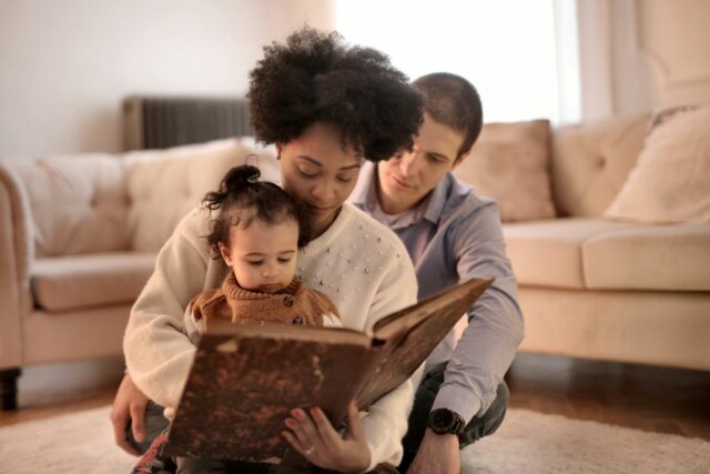 transmettre histoire familiale enfant-baby journal