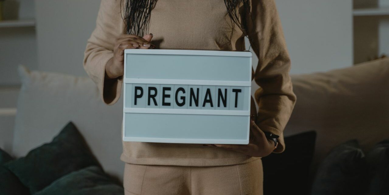 Annoncer Sa Grossesse au Travail : Quand et Comment le Faire