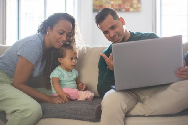 google photos famille partage-baby journal