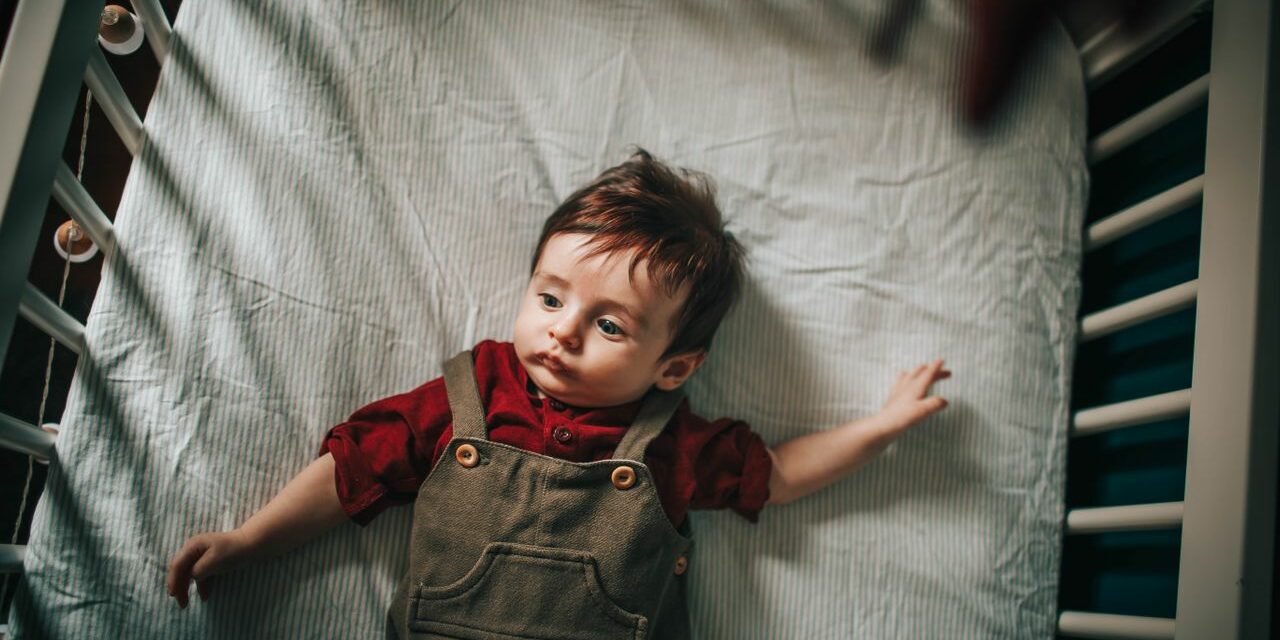 Matelas de Bébé : Critères de Sécurité et Comparatif 2026