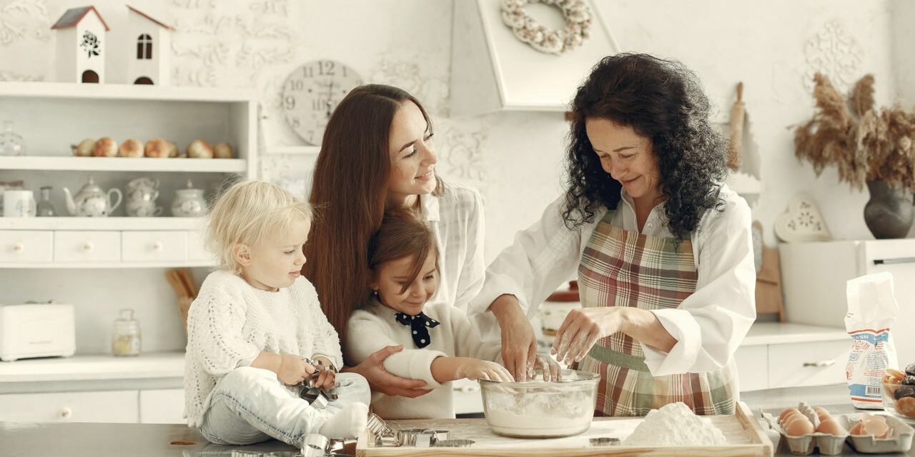 Mère au Foyer par Choix : Comment Rester Épanouie au Quotidien
