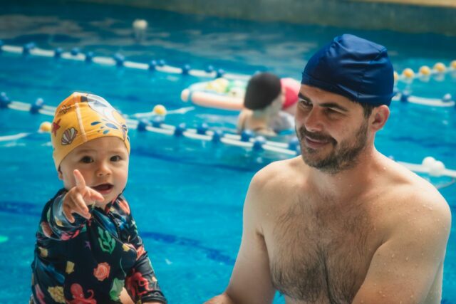 natation bébé premier cours-baby journal