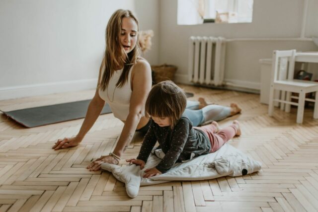 yoga bébé parent cours-baby journal