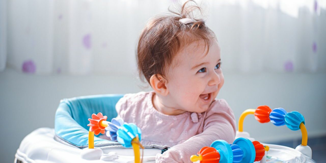 Troubles du Neuro-Développement : Les Premiers Signes à Observer chez Bébé
