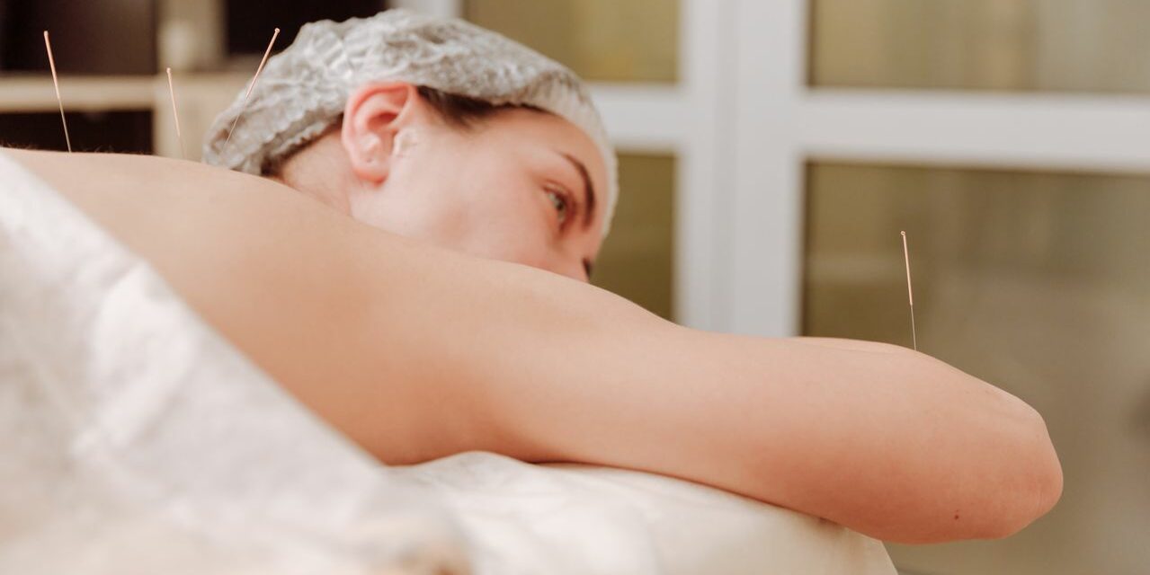 Acupuncture Pendant la Grossesse : À Quel Trimestre et Pour Quoi