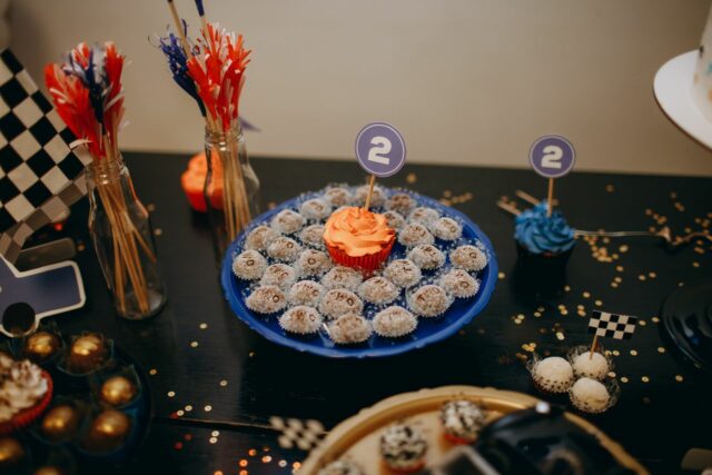 anniversaire thème 2 ans décoration-Baby journal