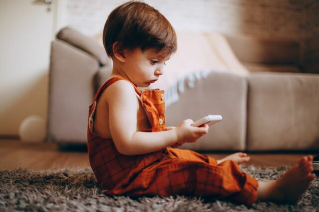 babyphone vidéo sécurité données-Baby journal
