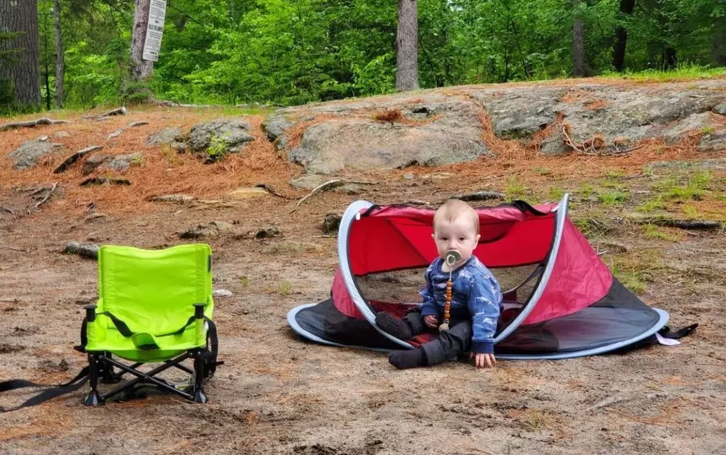 Partir en Camping avec Bébé : Ce qu’il Faut Prévoir pour que Ça Se Passe Bien