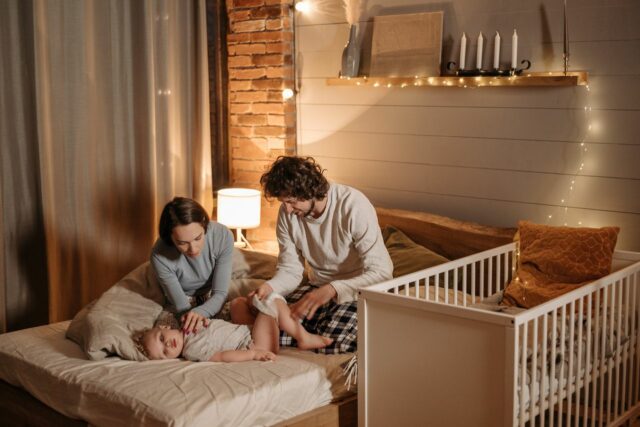 couche la nuit arrêt-baby journal