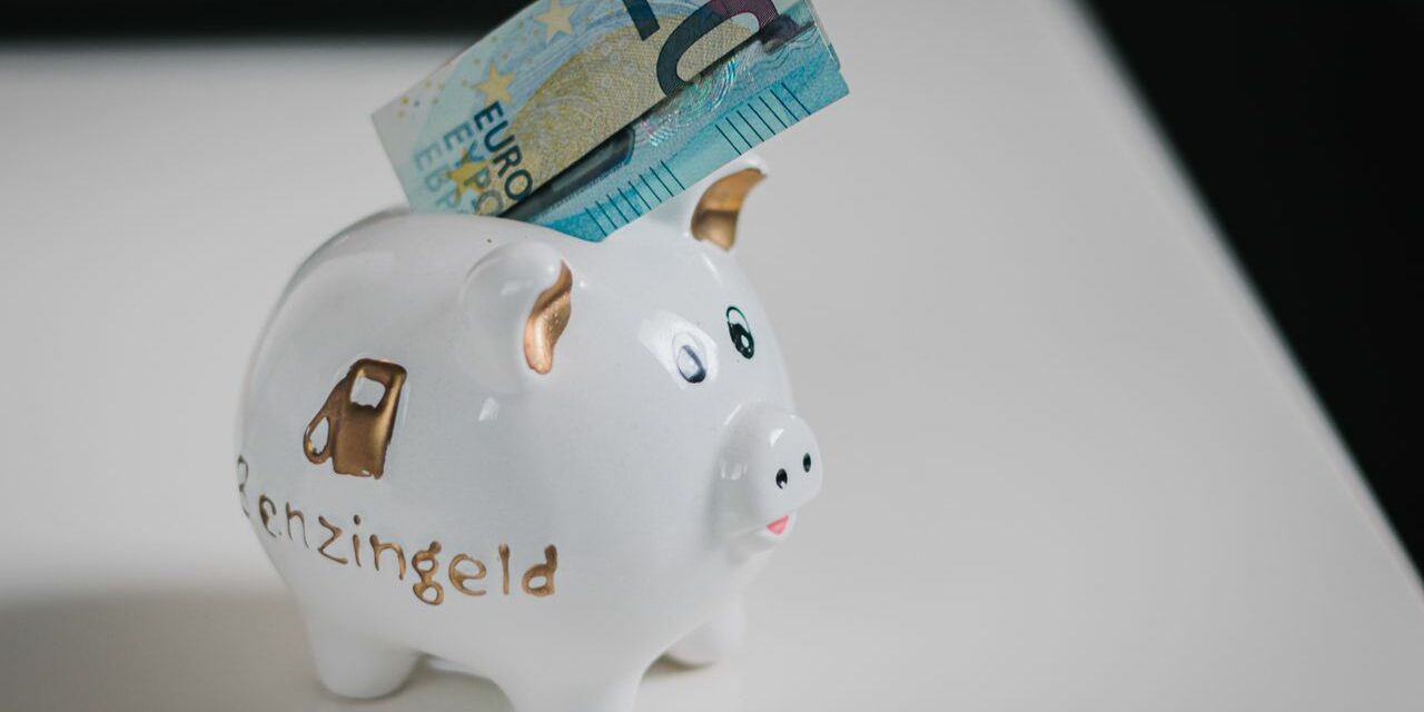 Donation à un Enfant Mineur : Les Règles et Outils à Connaître