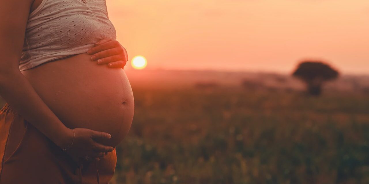 Grossesse Après 35 Ans : Ce qui Change et Comment Bien la Vivre