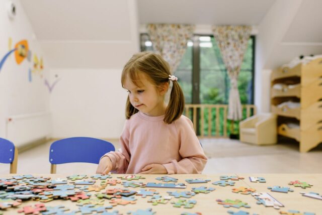 mémoire enfant développement cognitif-Baby journal