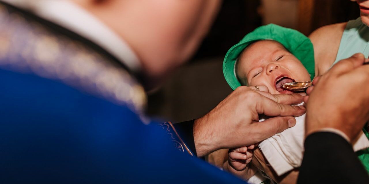 Miel et Bébé : Pourquoi Il Est Interdit Avant 1 An