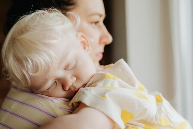 syndrome bébé secoué prévention-Baby journal