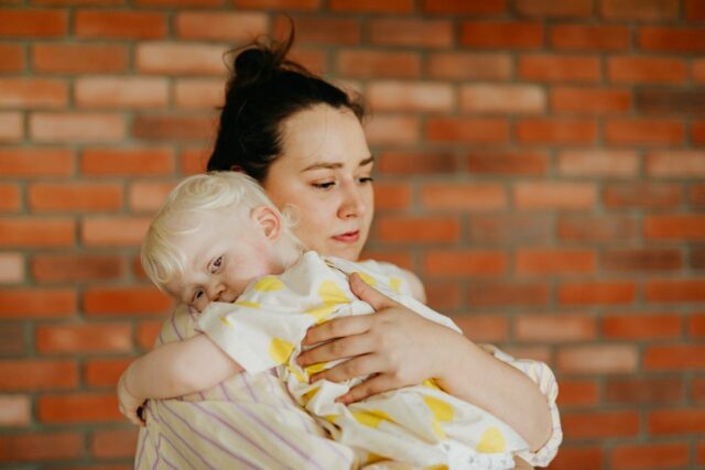 syndrome bébé secoué prévention-Baby journal