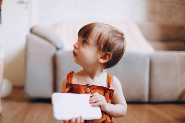tablette bébé âge recommandation-Baby journal