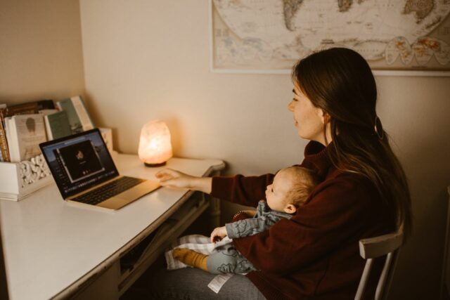 télétravail avec bébé à la maison-Baby journal
