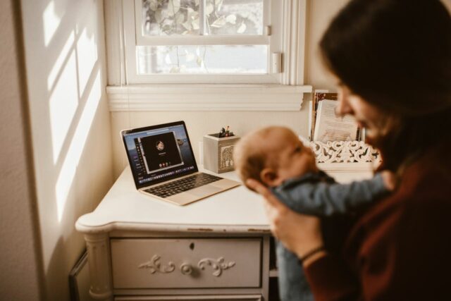 télétravail avec bébé à la maison-Baby journal