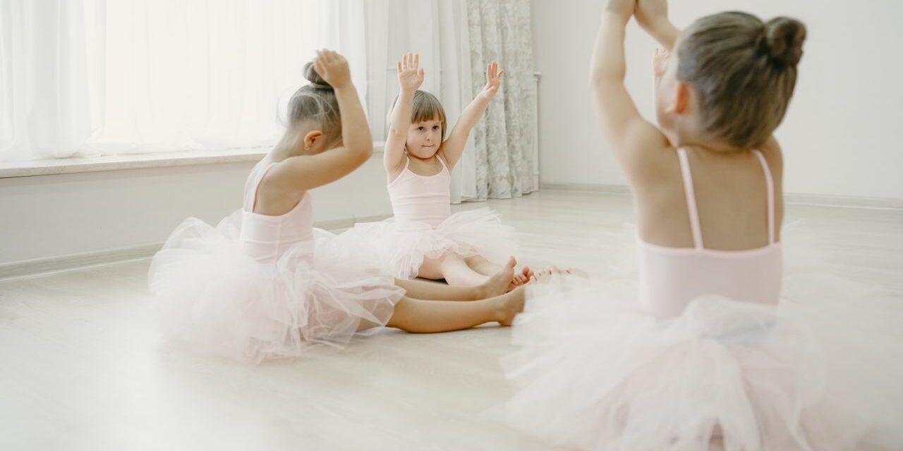 Cours de Danse Éveil pour Bébé : Bienfaits et Comment Choisir