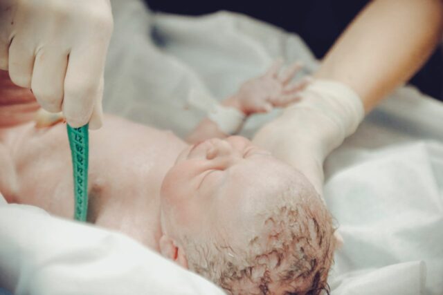 documentaire naissance accouchement netflix-Baby journal