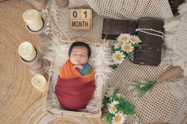 fêter premier mois bébé tradition-Baby journal