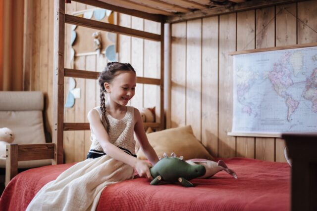 lit cabane enfant 2 ans transition-Baby journal