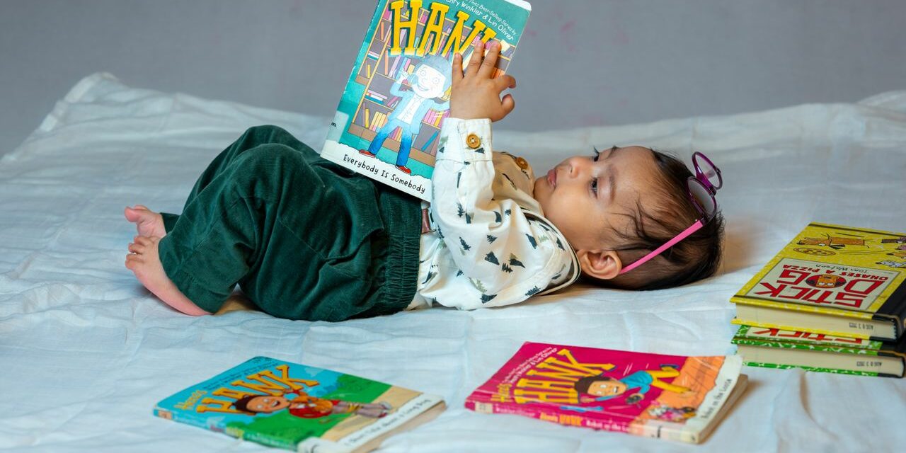 Livre Personnalisé avec les Photos de Bébé : Les Meilleures Plateformes 2026
