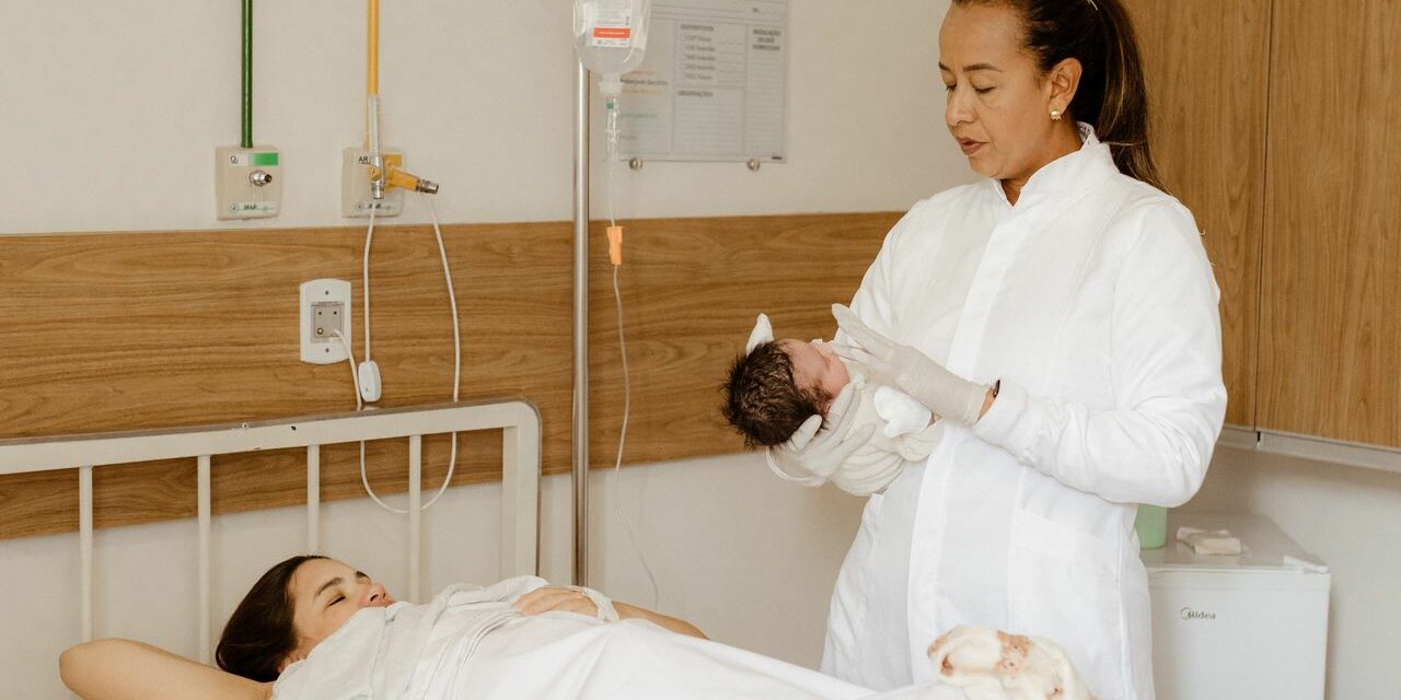Sage-Femme Libérale : Suivi de Grossesse et Post-Partum à Domicile