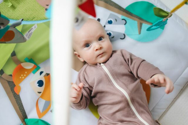tapis d'éveil choisir comparatif-Baby journal