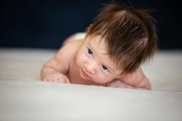 torticolis bébé traitement-Baby journal
