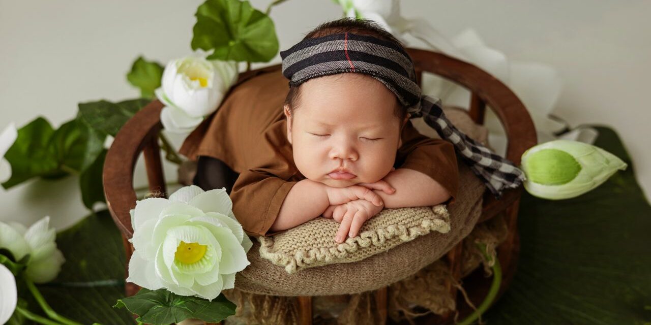 Traditions Asiatiques à la Naissance : Rituels à Connaître et Adapter