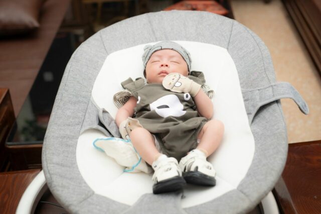 transat balancelle bébé comparatif-Baby journal