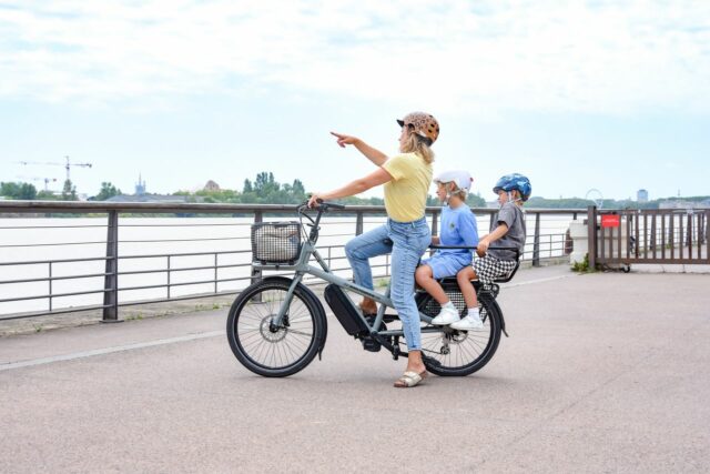 vélo cargo bébé sécurité-Baby journal