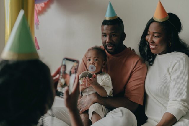 vidéo souvenir bébé annuelle créer-Baby journal